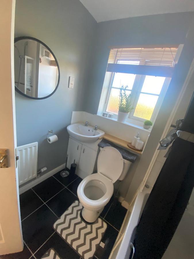 Inverness City Apartments - Modern & Bright Apartment Close To Raigmore Hospital & Shops Inshes 外观 照片